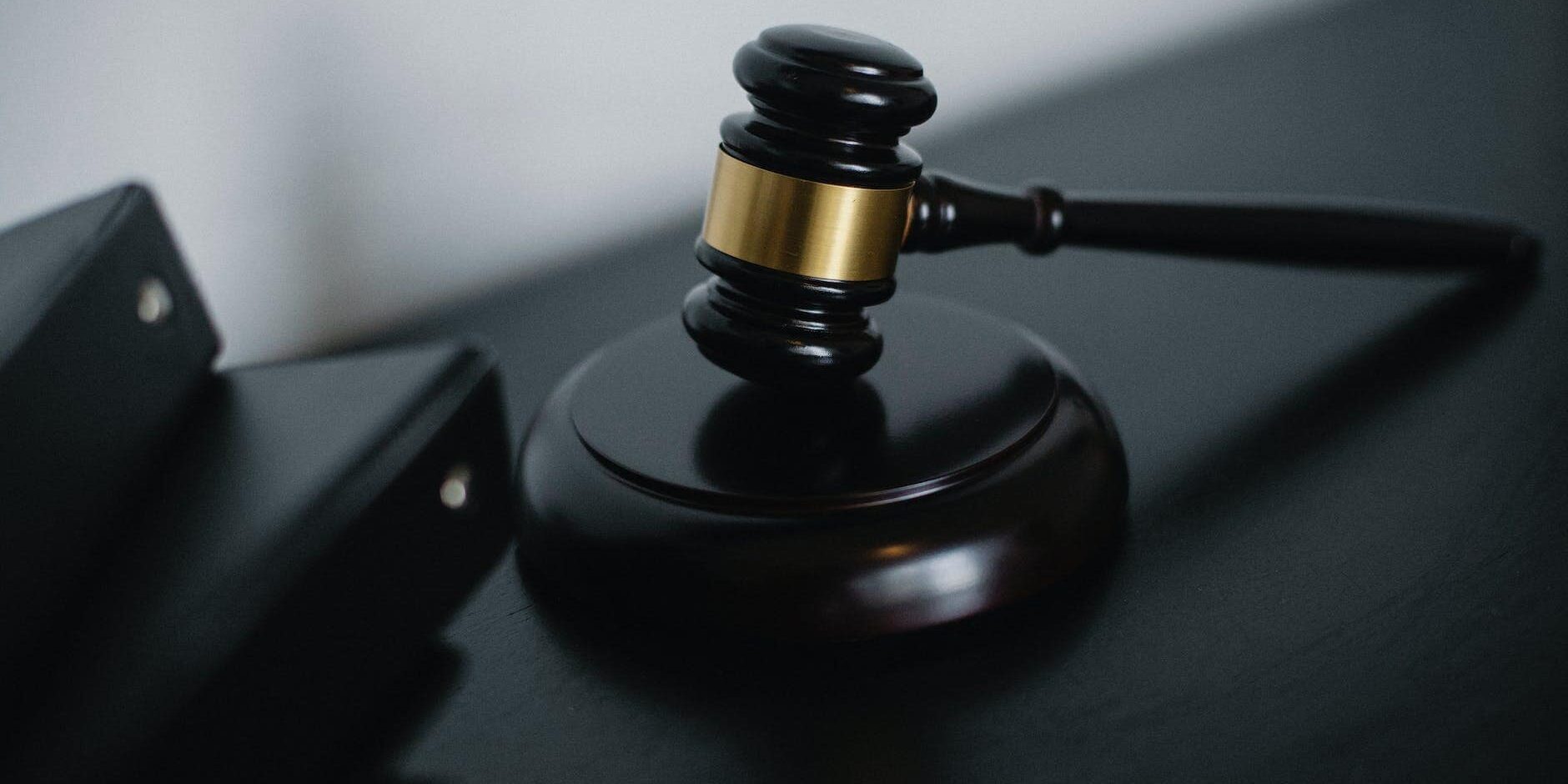 close up photo of wooden gavel